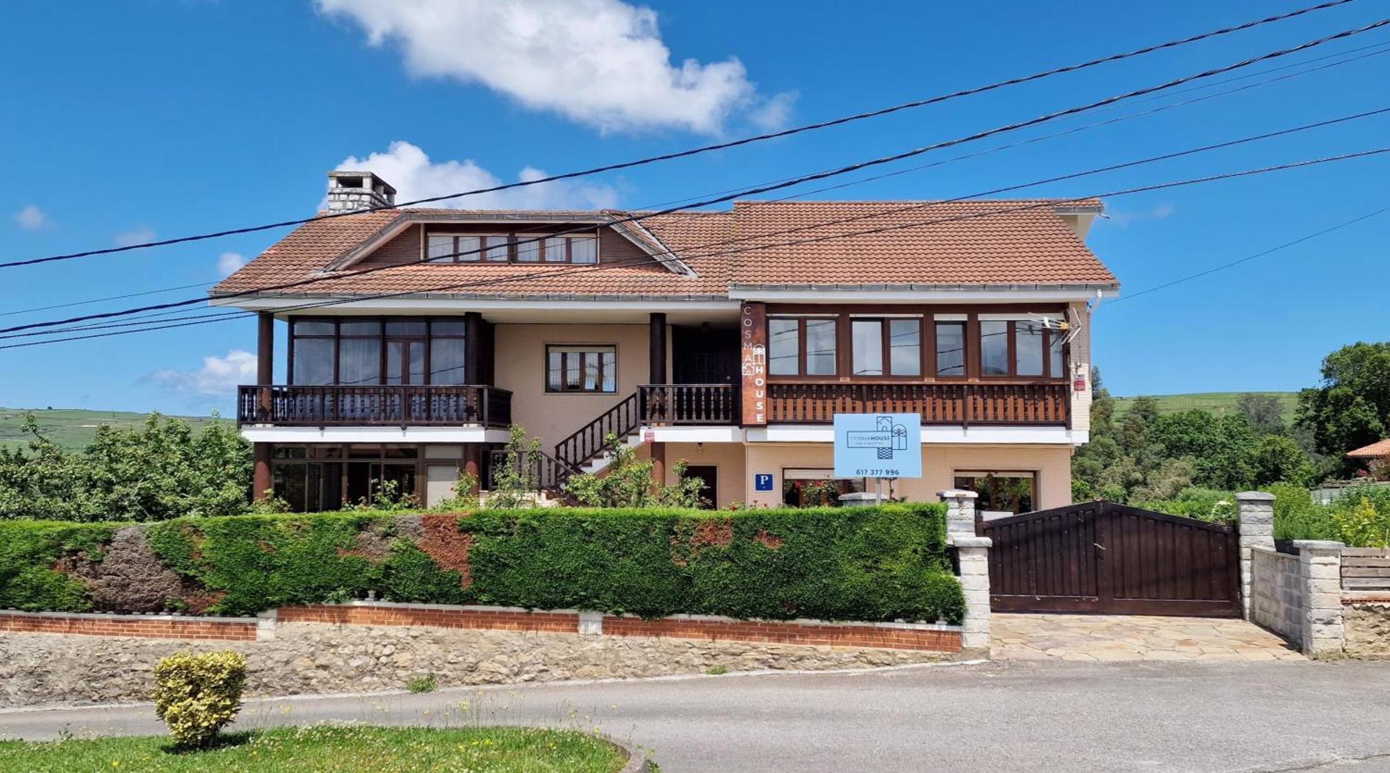 Cosma House Hotel Hinojedo Buitenkant foto